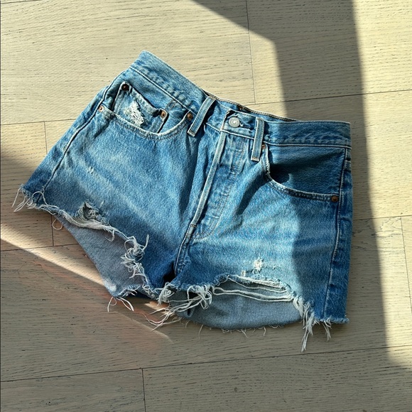 Levi's Women's Distressed Blue Jean Shorts - Picture 3 of 4